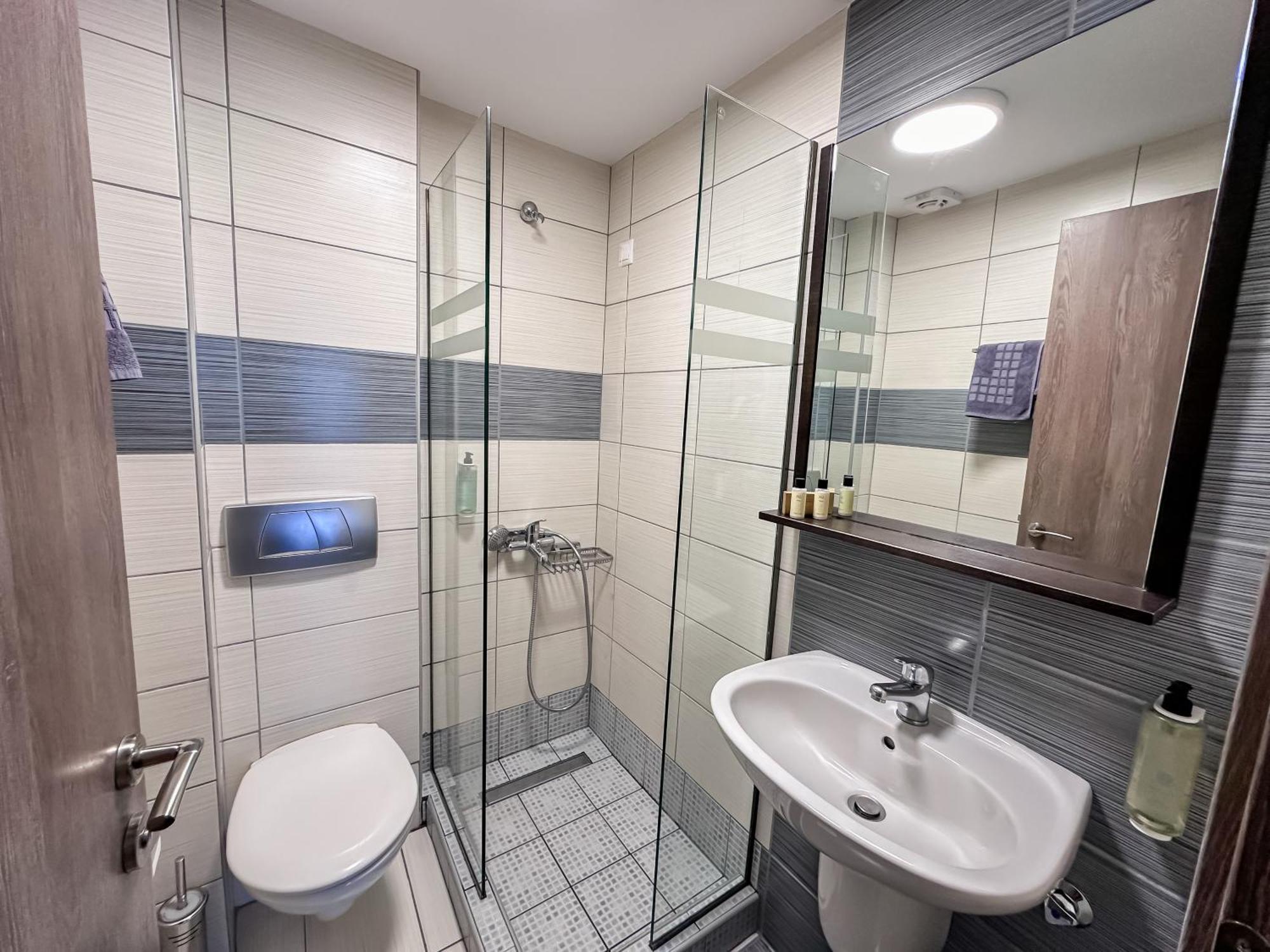 Hotel Golden Sun Nea Mesagkala Ngoại thất bức ảnh